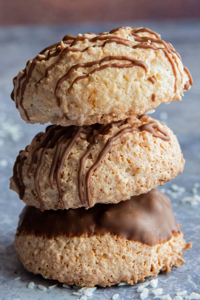Three coconut macaroons on top of the other.