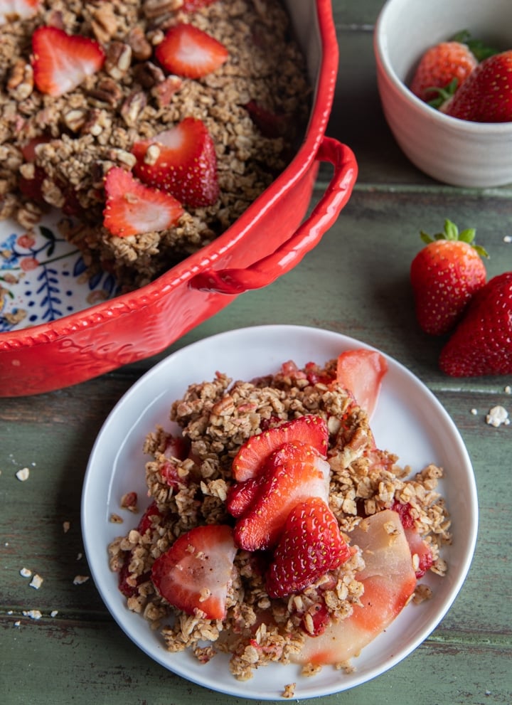Pear and Strawberry Breakfast Crumble
